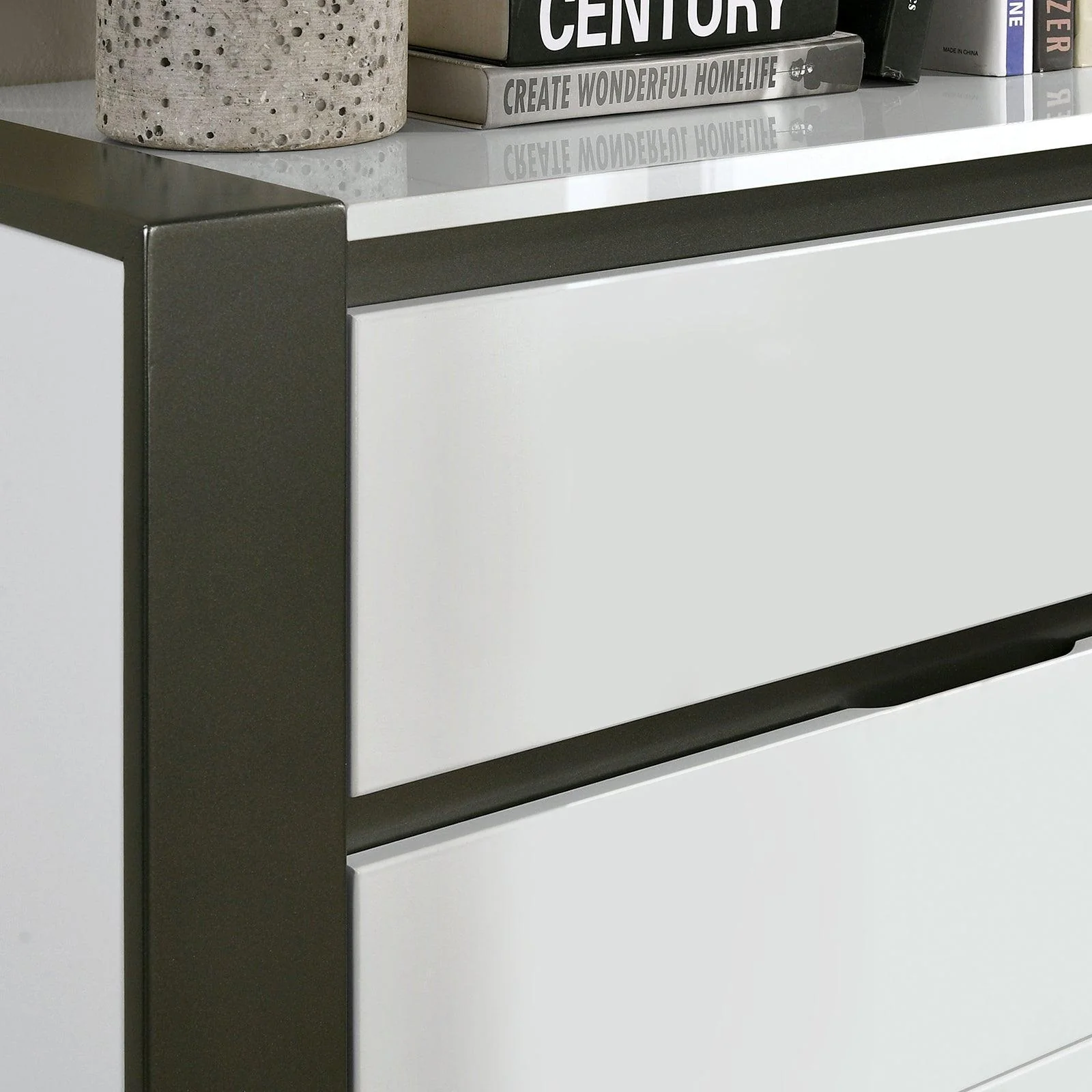 Birsfelden White/Metallic Gray Chest - Image 3