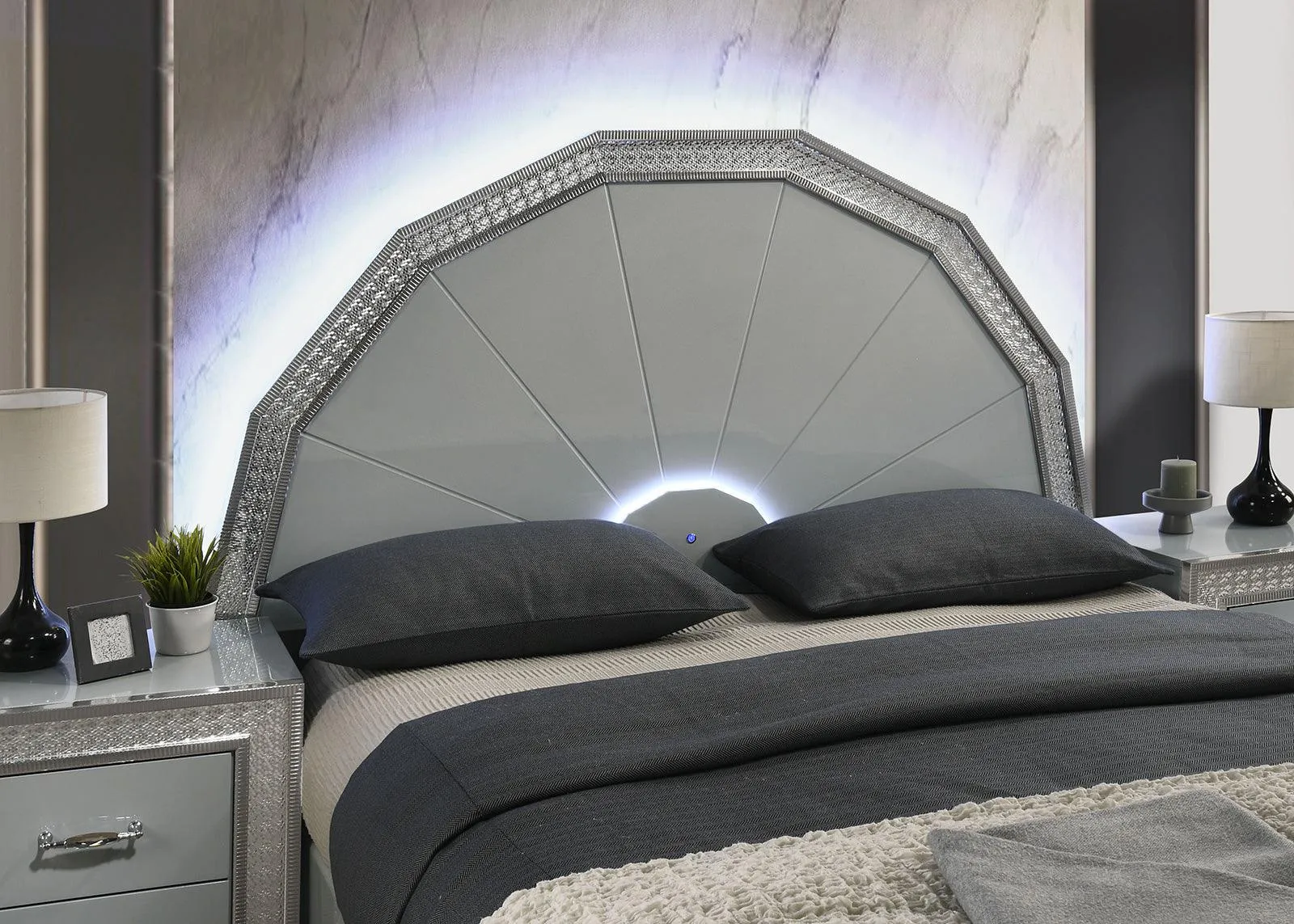 Cassiopeia Metallic Gray Arch Glam King Bed - Image 3