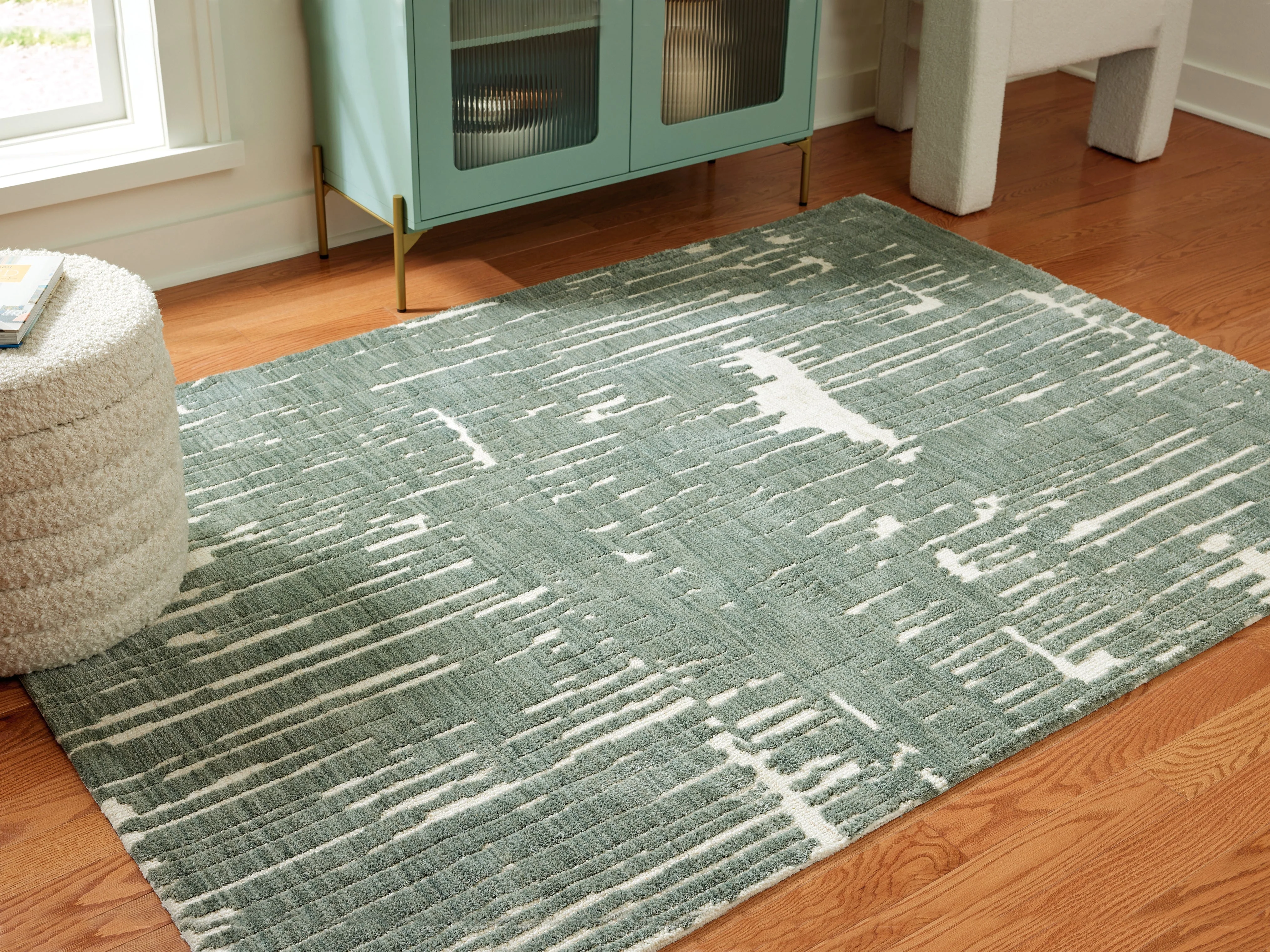 Cayworth Teal/White Large Rug