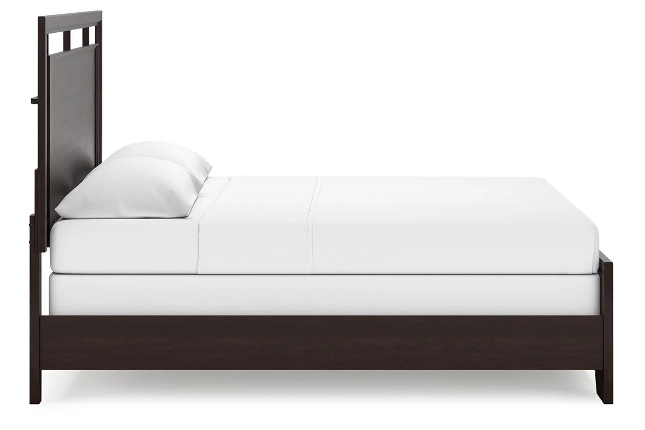 Covetown Dark Brown King Panel Bed - Image 7