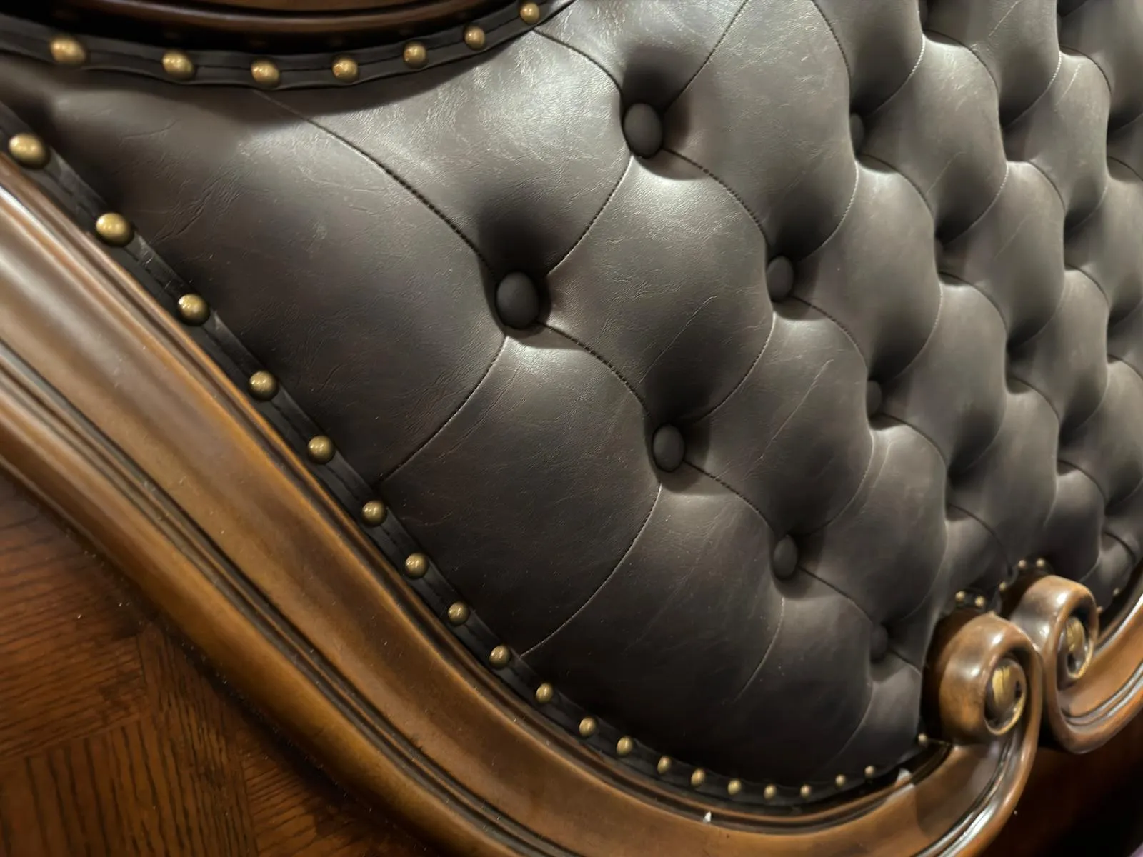 Esparanza Brown Cherry California King Bed - Image 6