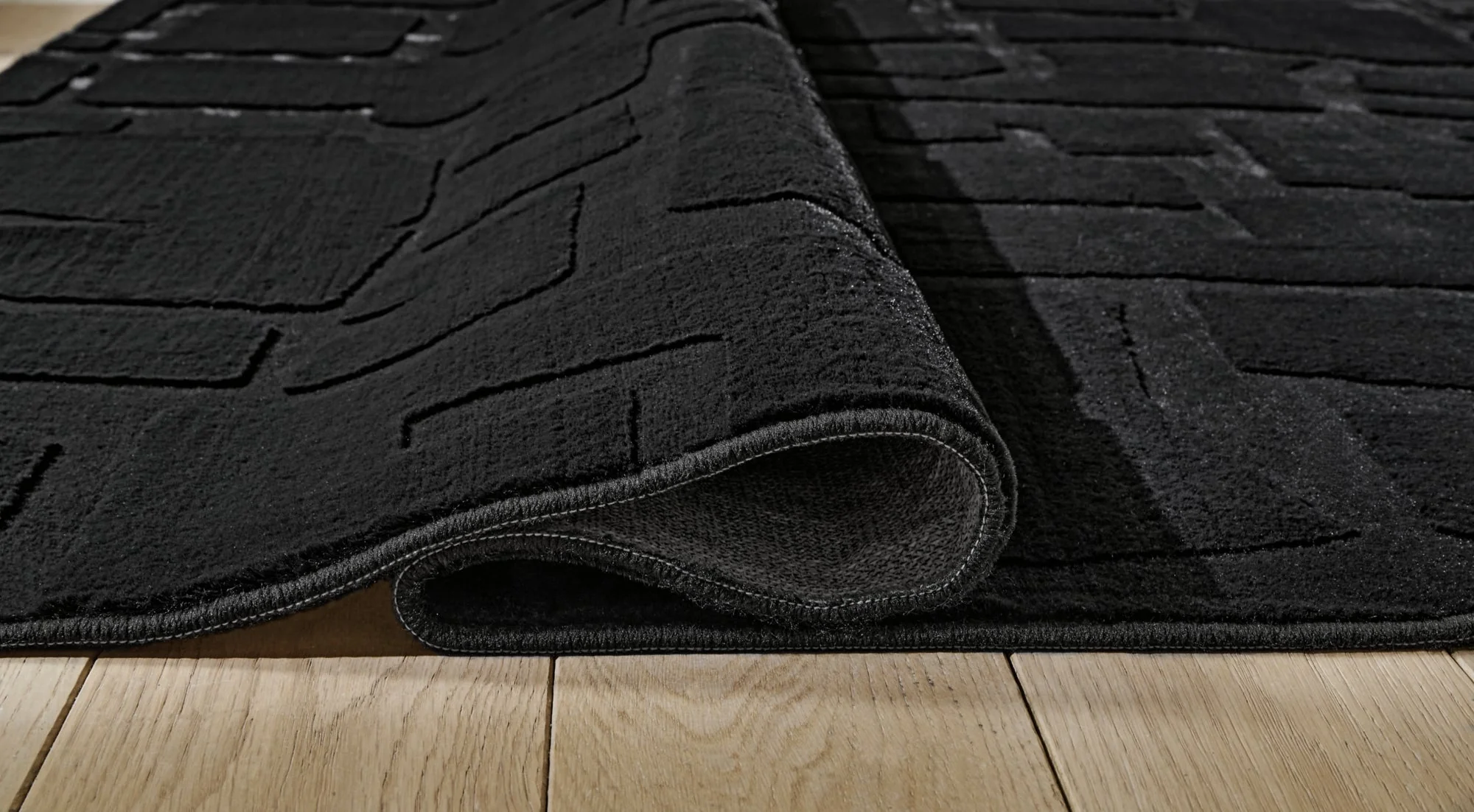 Gibbswell Black Washable Medium Rug - Image 5
