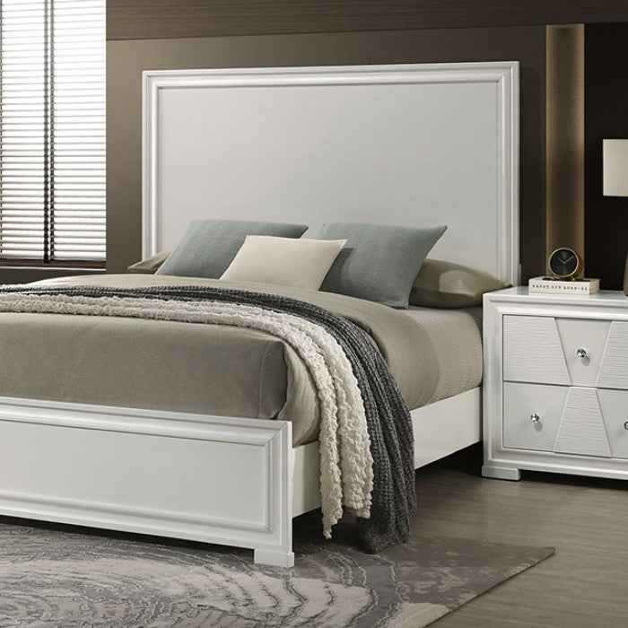 Holsted White 5-Piece Queen Bedroom Set - Image 2