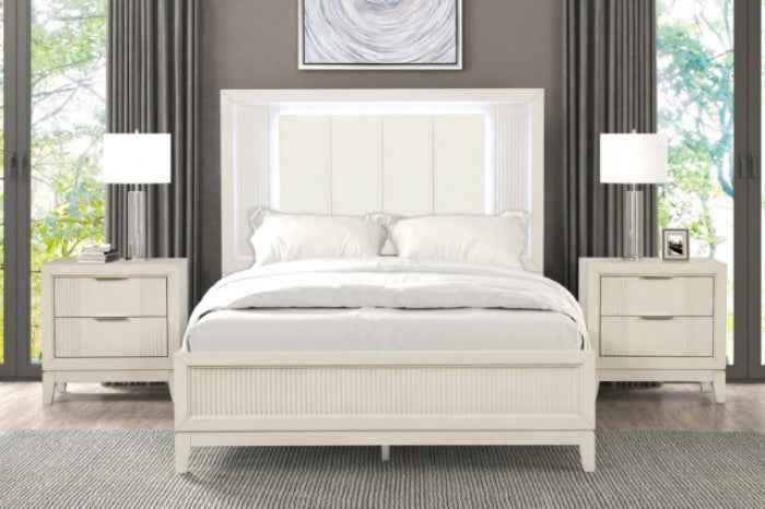 Isadore Antique White 4-Piece Queen Bedroom Set - Image 3