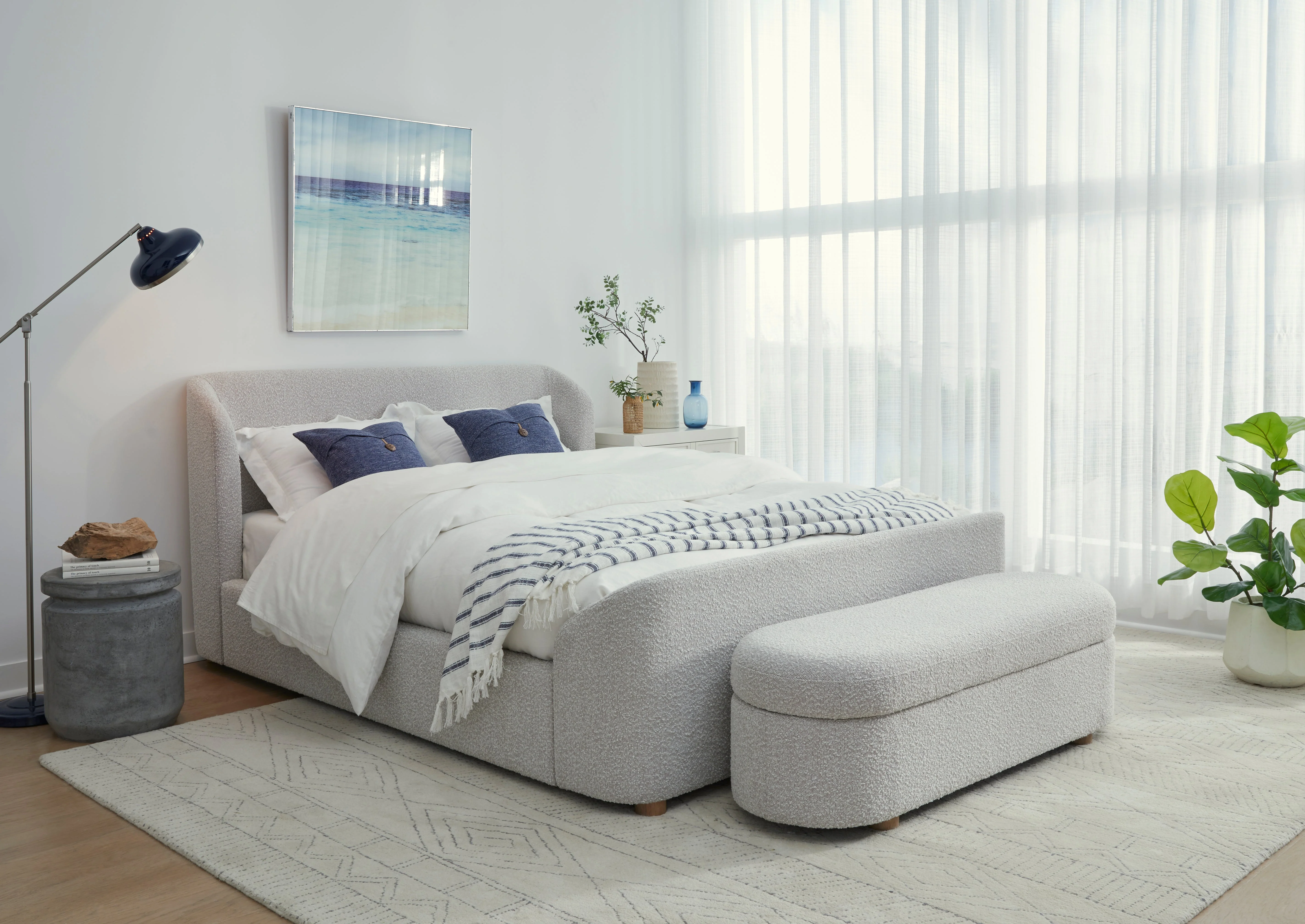 Kiki Upholstered Hinged Storage Bench in Cotton Ball Boucle - Image 6