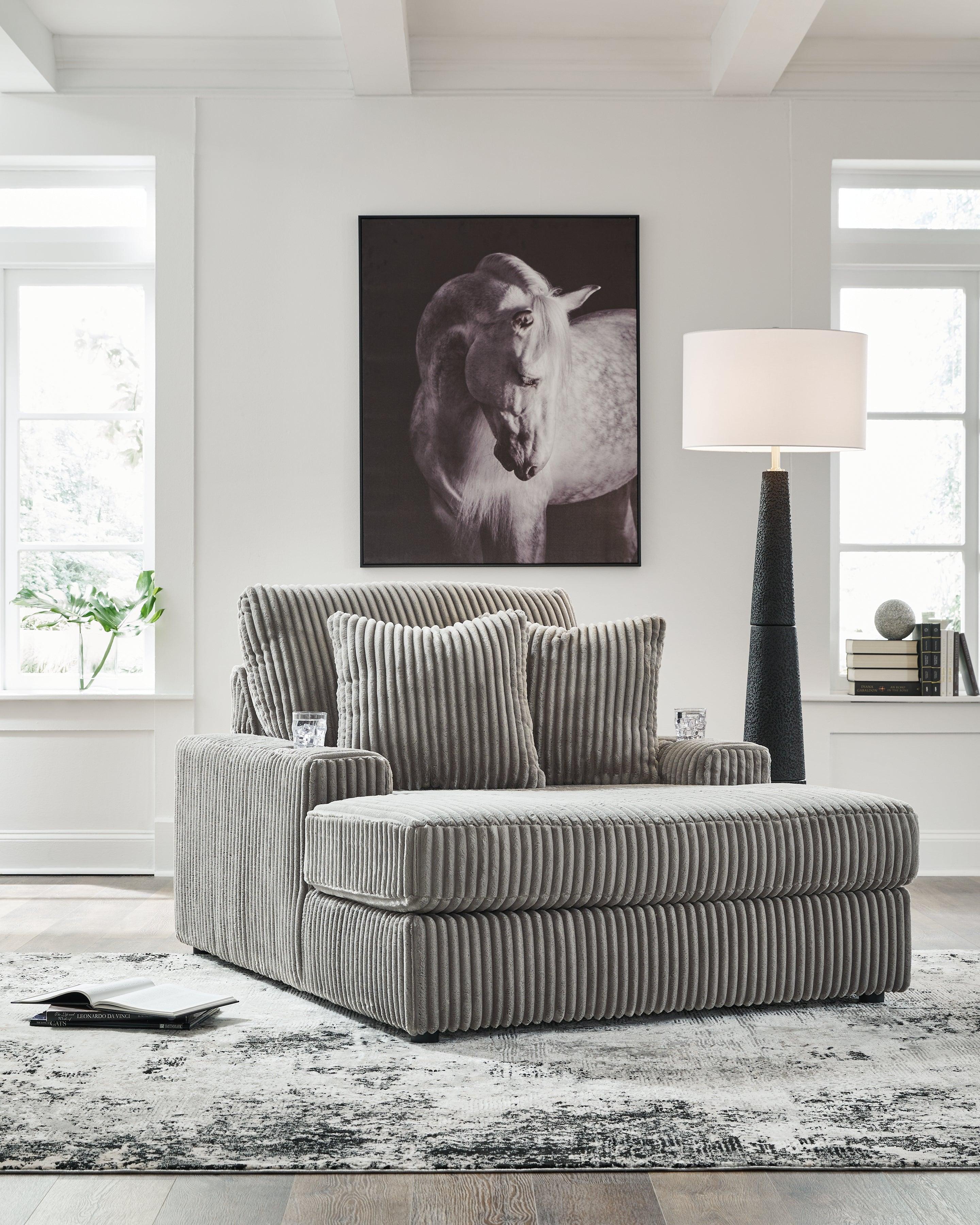 Lindyn Fog Oversized Chaise