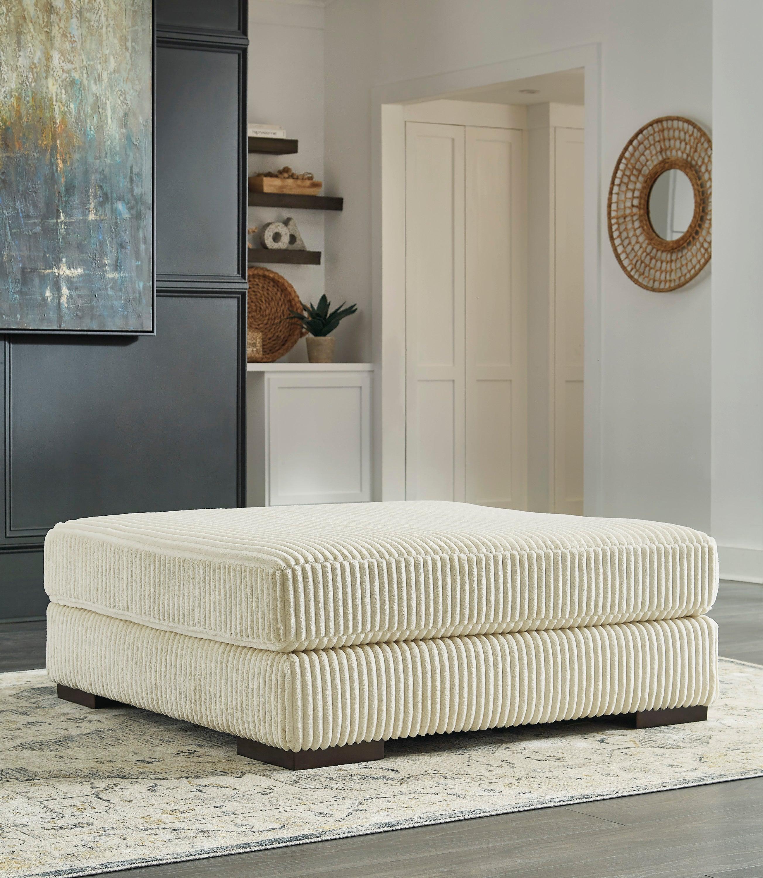 Lindyn Ivory 3-Piece Left Arm Facing Modular Chaise Sectional - Image 3
