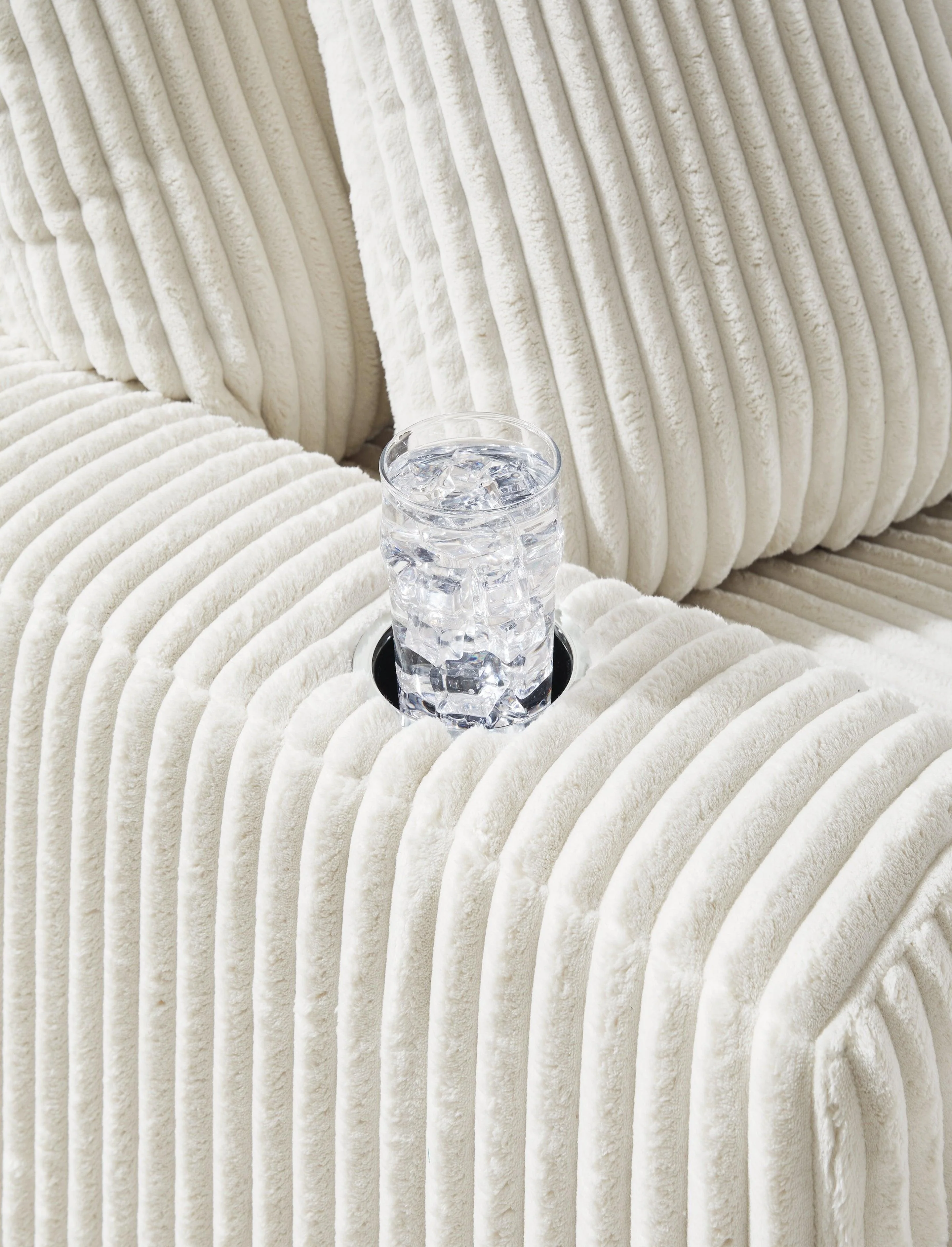 Lindyn Ivory Oversized Chaise - Image 8