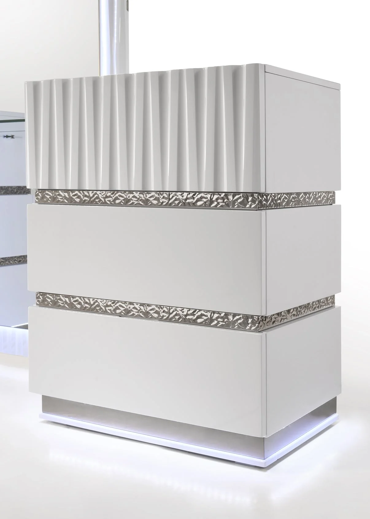 Lisbon White Vanity Set - Image 2