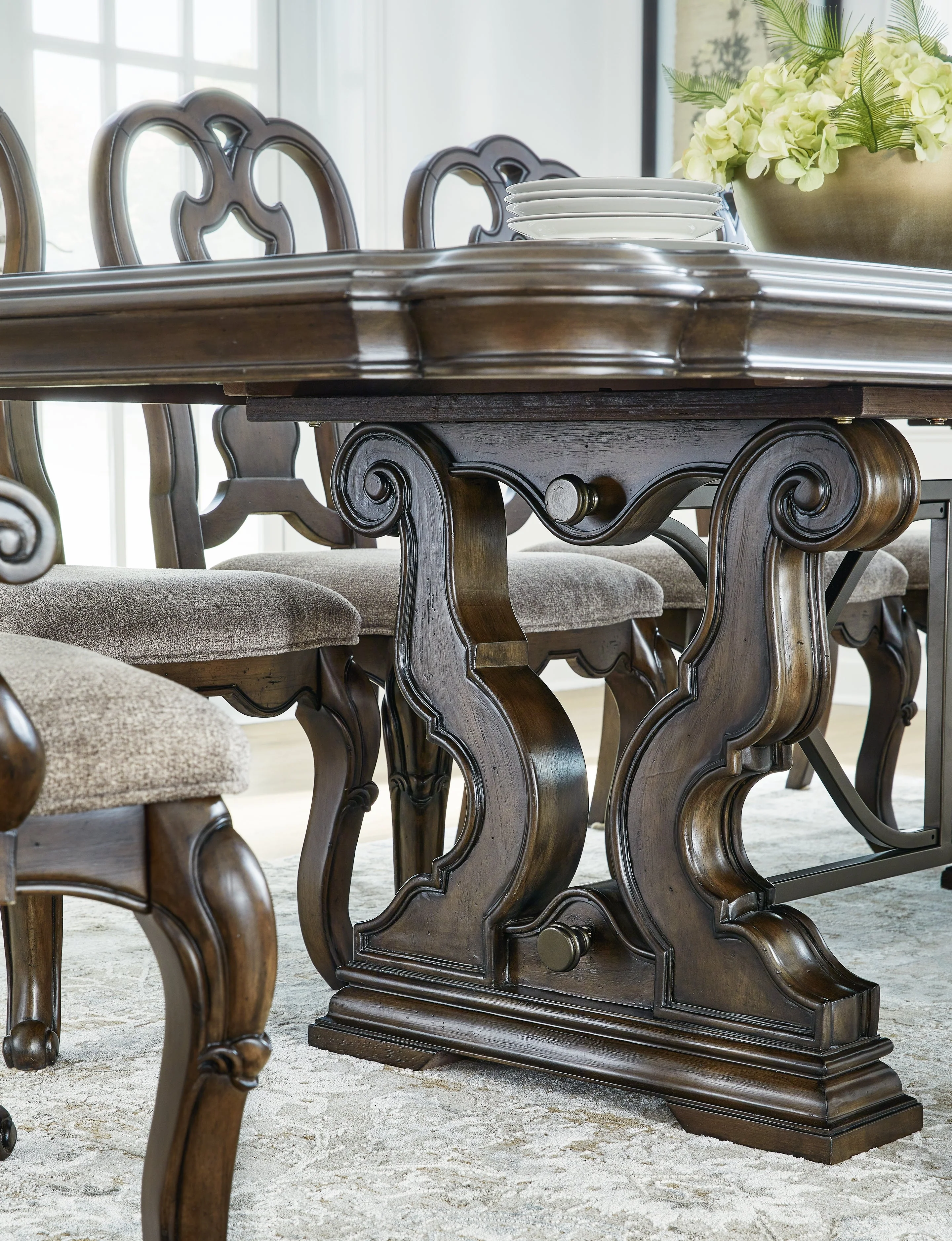 Maylee Dark Brown Extendable Dining Room Set - Image 13