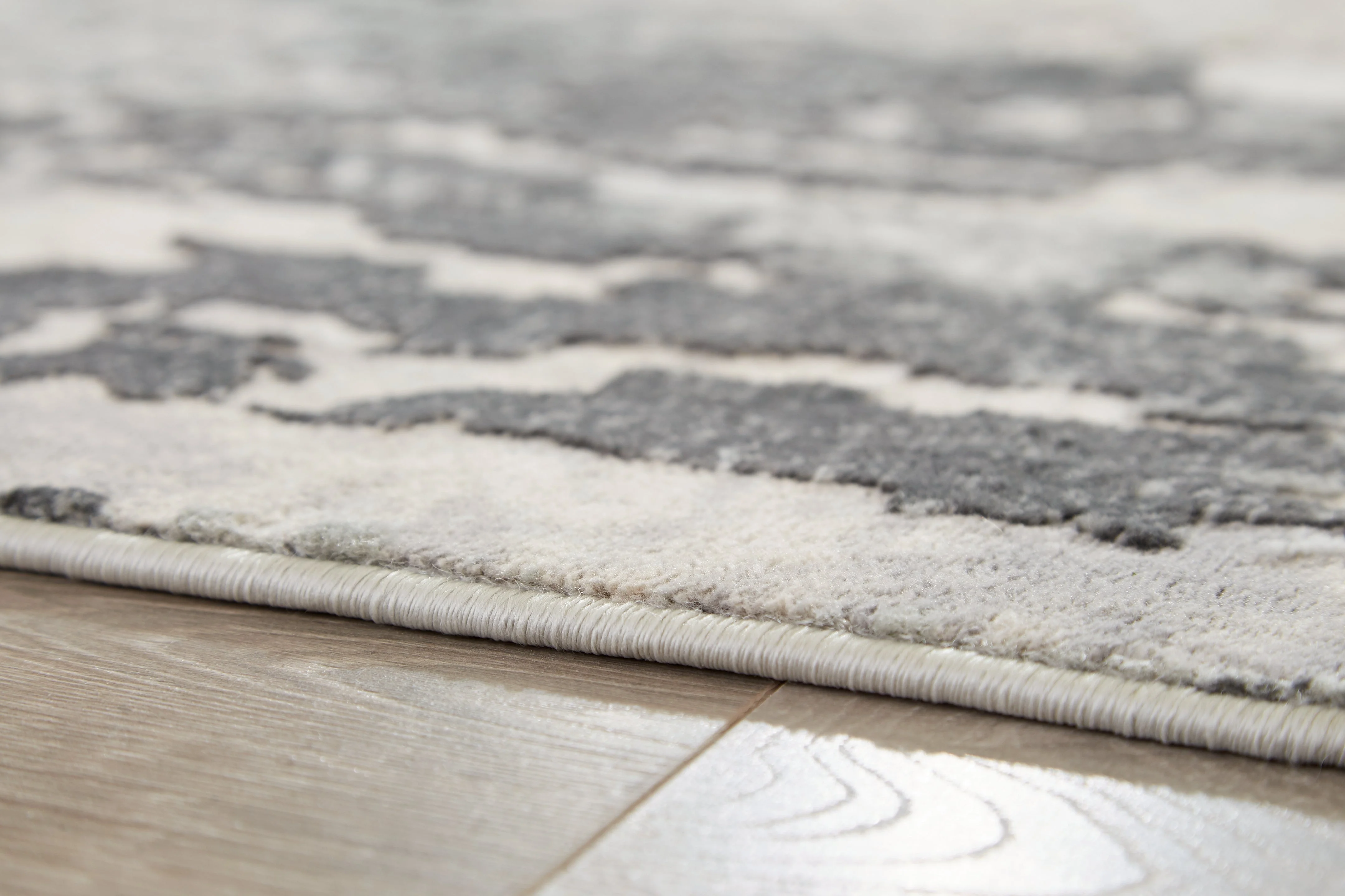 Mazatl Multi 5'3" x 7'3" Rug - Image 3