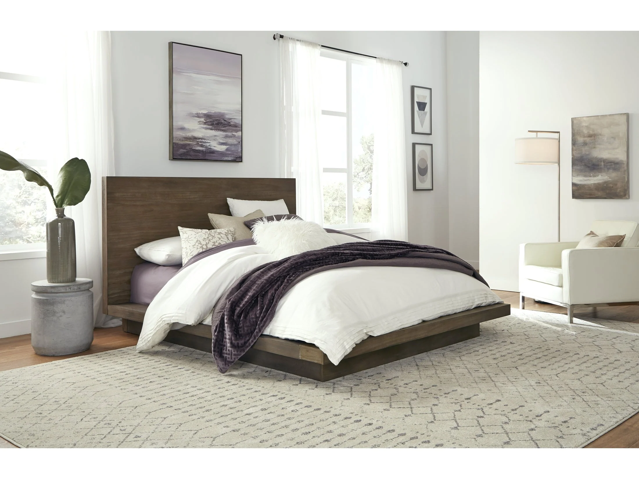 Melbourne Wood California King Platform Bed in Dark Pine