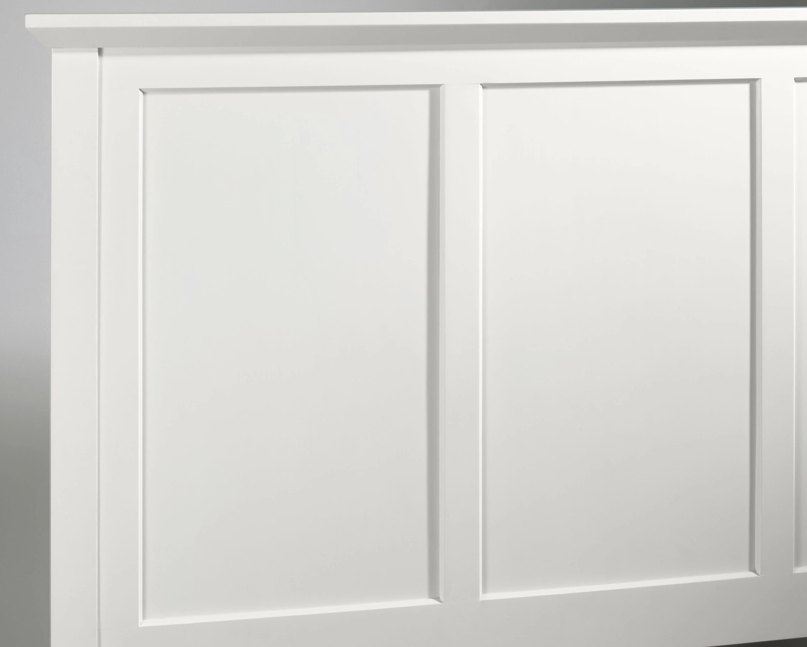 Paragon Four Drawer Wood Queen Storage Bed in White - Image 3
