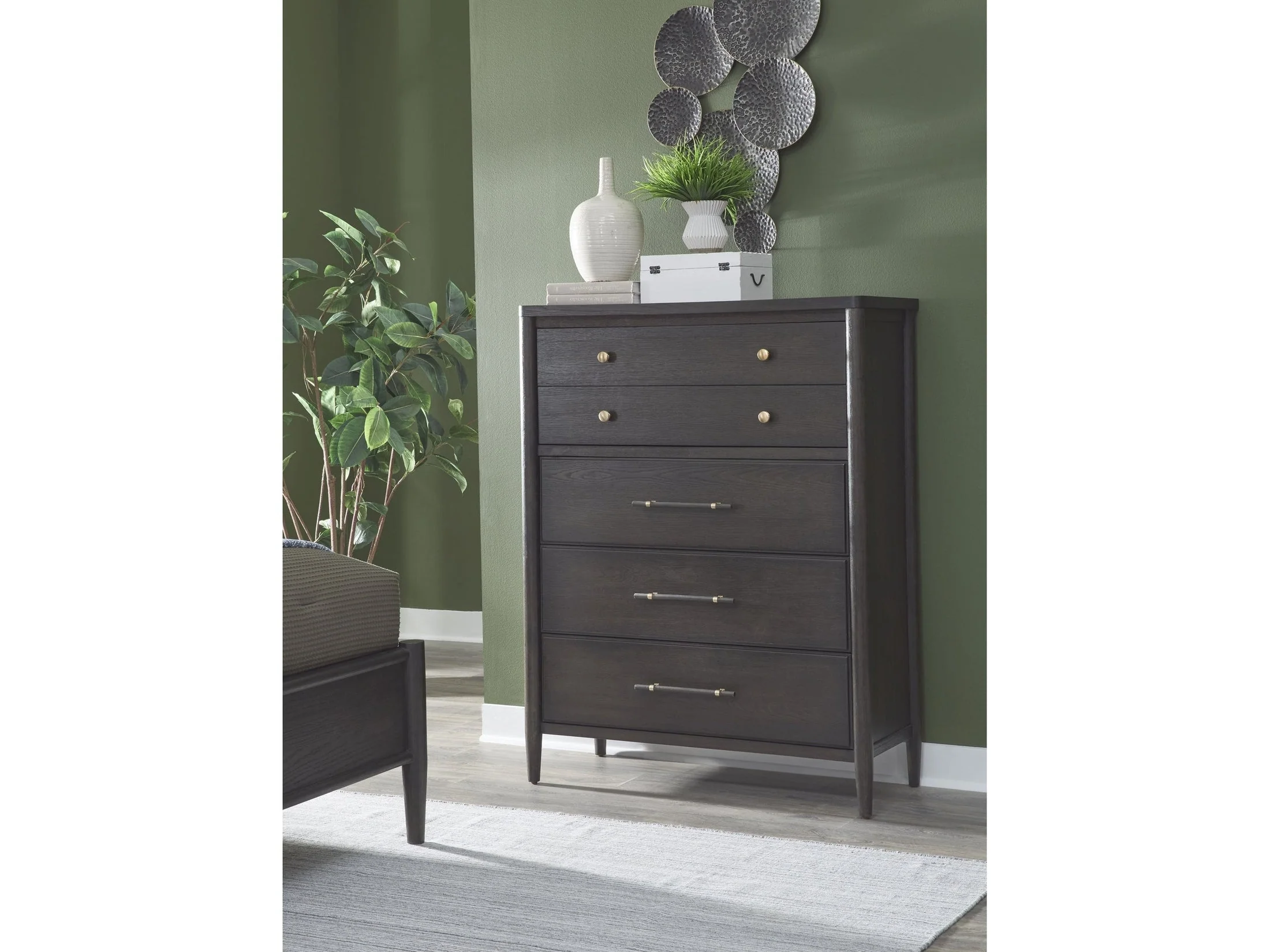 Rockport Five Drawer Oak Wood Chest in Yin