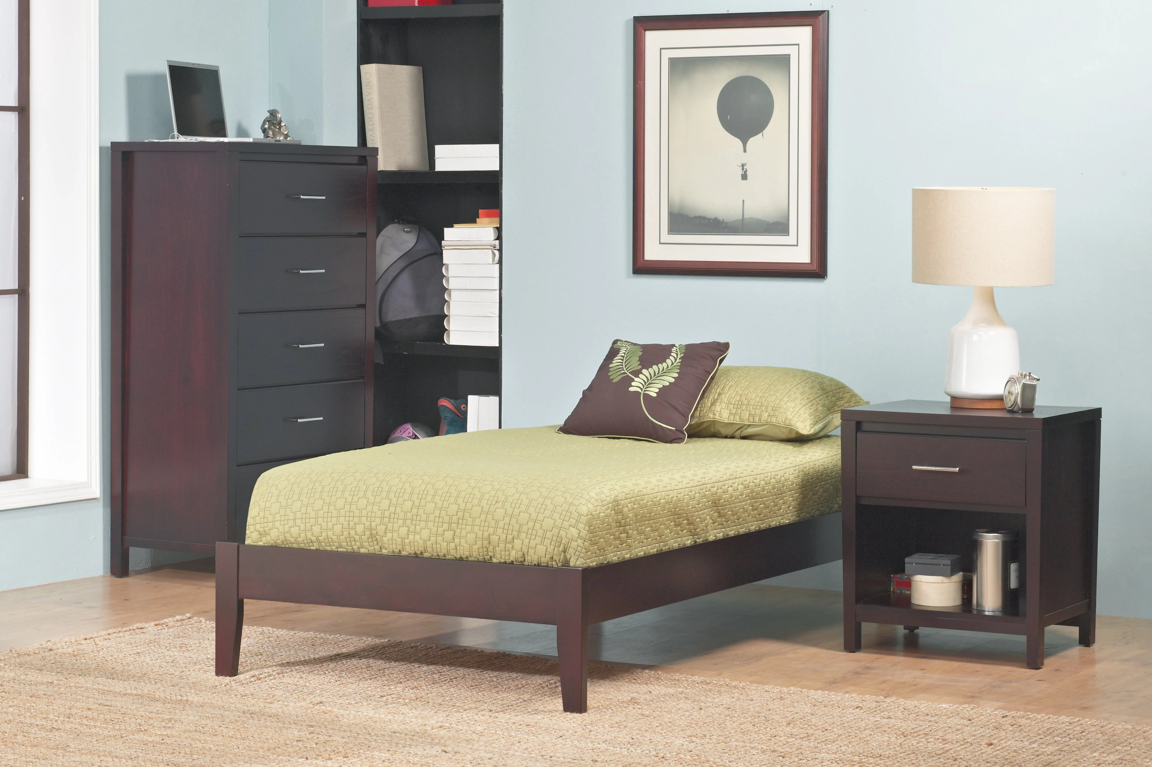 Simple Wood California King  Platform Bed in Espresso - Image 4