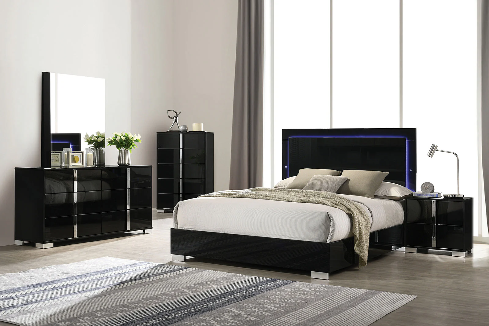 Sinistra Piano Black Queen Bed - Image 2